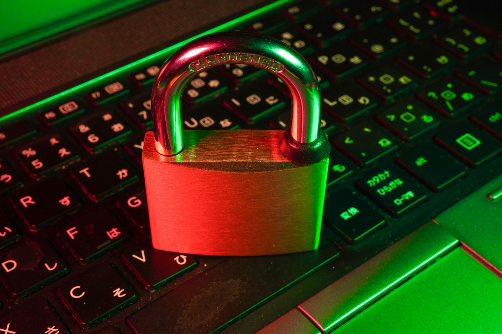 Kan iemand mijn IP-adres gebruiken voor illegale activiteiten?